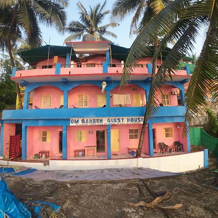 Om Ganesh Guest House Cliffside Arambol Exterior foto